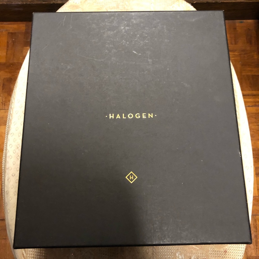 Halogen Bergen Size 8 booties - Picture 2 of 7